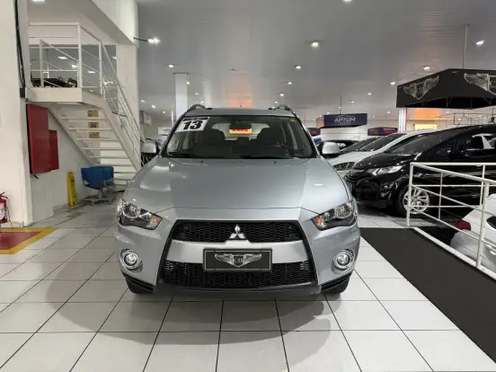 MITSUBISHI-OUTLANDER-2.0 16V GASOLINA 4P AUTOMÁTICO MITSUBISHI-OUTLANDER-2013