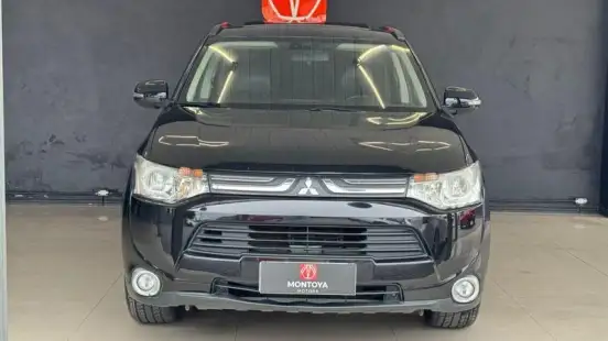 MITSUBISHI-OUTLANDER-2014