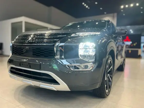 MITSUBISHI OUTLANDER 2.4 PHEV SIGNATURE S-AWC DHT