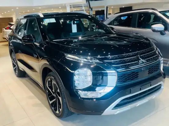 MITSUBISHI-OUTLANDER-2.4 PHEV SIGNATURE S-AWC DHT MITSUBISHI-OUTLANDER-2025