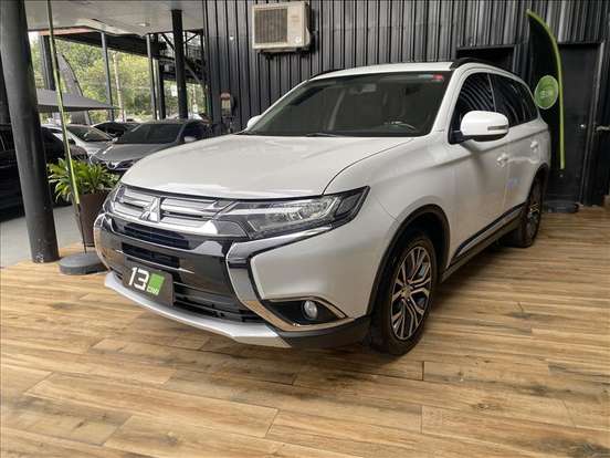 MITSUBISHI-OUTLANDER-2.0 16V GASOLINA 4P AUTOMÁTICO MITSUBISHI-OUTLANDER-2015