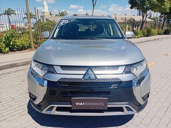 MITSUBISHI-OUTLANDER-2.0 MIVEC GASOLINA HPE AUTOMÁTICO MITSUBISHI-OUTLANDER-2019