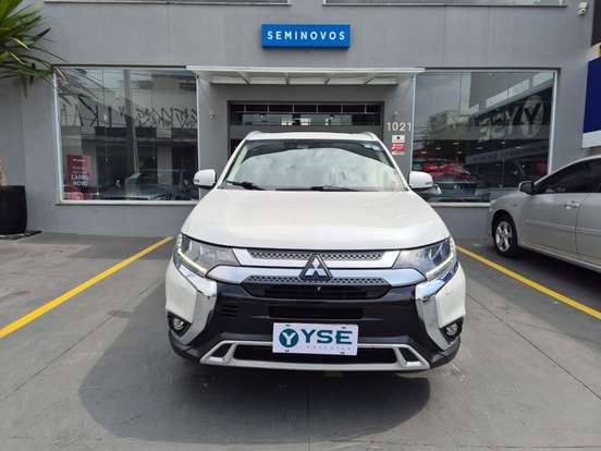 MITSUBISHI-OUTLANDER-2019