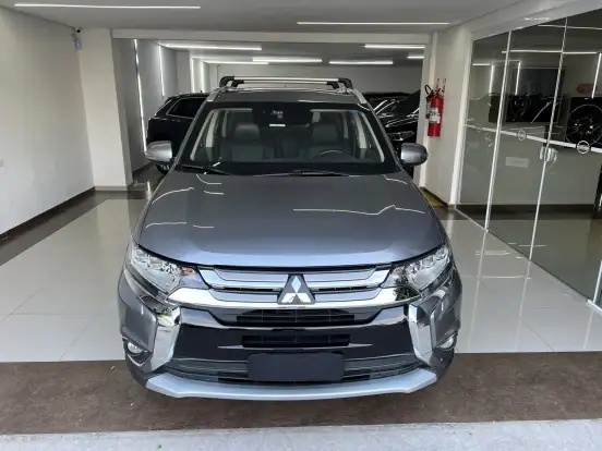 MITSUBISHI-OUTLANDER-3.0 GT 4X4 V6 24V GASOLINA 4P AUTOMÁTICO MITSUBISHI-OUTLANDER-2016