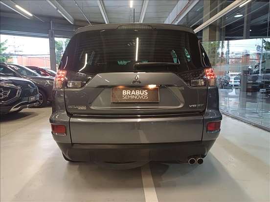 MITSUBISHI-OUTLANDER-2012