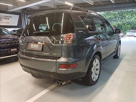 MITSUBISHI-OUTLANDER-2012