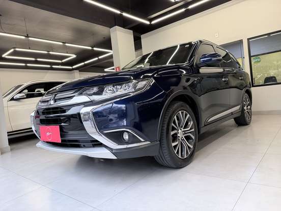 MITSUBISHI-OUTLANDER-3.0 GT 4X4 V6 24V GASOLINA 4P AUTOMÁTICO MITSUBISHI-OUTLANDER-2018