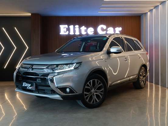 MITSUBISHI-OUTLANDER-2016