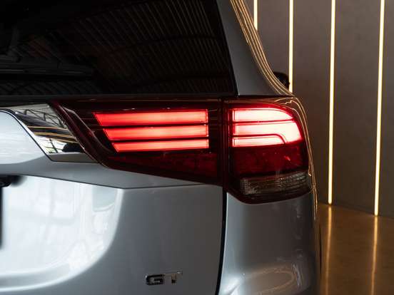 MITSUBISHI-OUTLANDER-3.0 GT 4X4 V6 24V GASOLINA 4P AUTOMÁTICO MITSUBISHI-OUTLANDER-2016