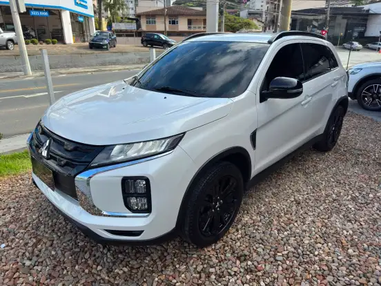 MITSUBISHI-OUTLANDER SPORT-2.0 MIVEC FLEX HPE AWD AUTOMÁTICO MITSUBISHI-OUTLANDER SPORT-2021