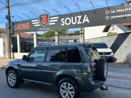MITSUBISHI-PAJERO-2.5 HD 4X4 8V TURBO INTERCOOLER DIESEL 4P MANUAL MITSUBISHI-PAJERO-2012