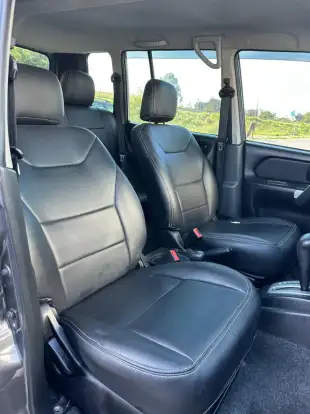MITSUBISHI-PAJERO-2012