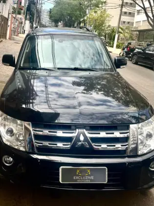 MITSUBISHI PAJERO FULL 3.8 HPE 4X4 V6 24V GASOLINA 4P AUTOMÁTICO