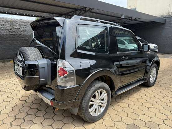 MITSUBISHI-PAJERO FULL-3.8 HPE 4X4 V6 24V GASOLINA 4P AUTOMÁTICO MITSUBISHI-PAJERO FULL-2011