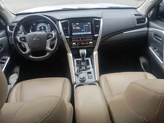MITSUBISHI-PAJERO SPORT-2.4 16V MIVEC TURBO DIESEL HPE-S AWD AUTOMÁTICO MITSUBISHI-PAJERO SPORT-2022