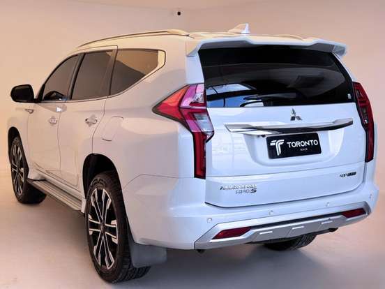 MITSUBISHI-PAJERO SPORT-2.4 16V MIVEC TURBO DIESEL HPE-S AWD AUTOMÁTICO MITSUBISHI-PAJERO SPORT-2023