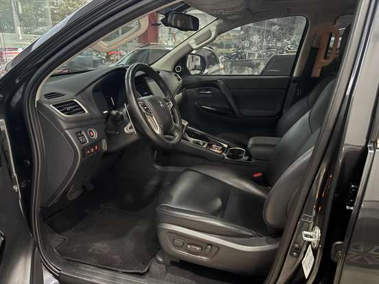 MITSUBISHI-PAJERO SPORT-2.4 16V MIVEC TURBO DIESEL LEGEND AWD AUTOMÁTICO MITSUBISHI-PAJERO SPORT-2024