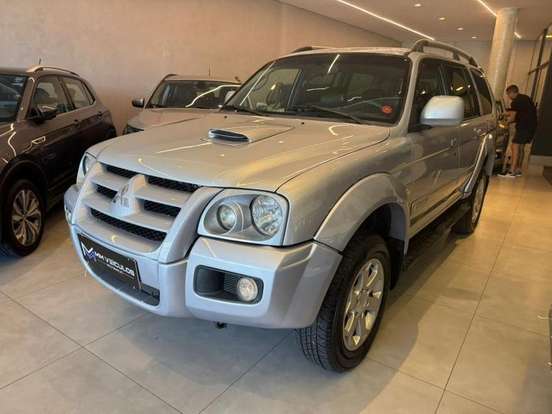 MITSUBISHI-PAJERO SPORT-2010