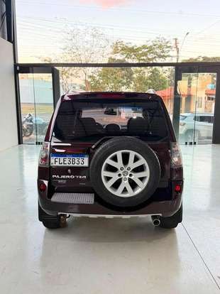 MITSUBISHI-PAJERO TR4-2.0 4X2 16V 140CV FLEX 4P AUTOMÁTICO MITSUBISHI-PAJERO TR4-2012