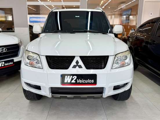 MITSUBISHI-PAJERO TR4-2.0 4X2 16V 140CV FLEX 4P AUTOMÁTICO MITSUBISHI-PAJERO TR4-2014
