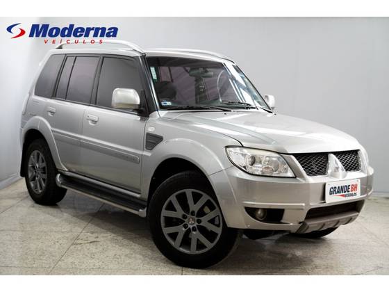 MITSUBISHI PAJERO TR4 2.0 4X2 16V 140CV FLEX 4P AUTOMÁTICO