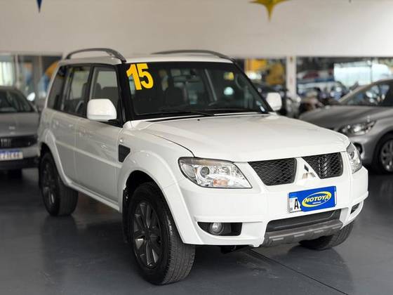 MITSUBISHI PAJERO TR4 2.0 4X2 16V 140CV FLEX 4P AUTOMÁTICO