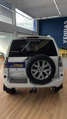 MITSUBISHI-PAJERO TR4-2012