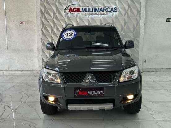 MITSUBISHI-PAJERO TR4-2.0 4X2 16V 140CV FLEX 4P AUTOMÁTICO MITSUBISHI-PAJERO TR4-2012