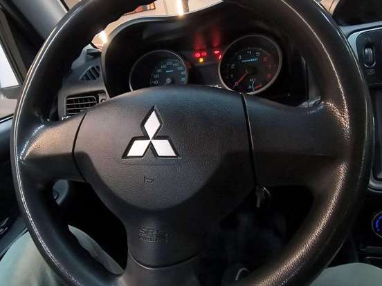MITSUBISHI-PAJERO TR4-2.0 4X2 16V 140CV FLEX 4P MANUAL MITSUBISHI-PAJERO TR4-2014