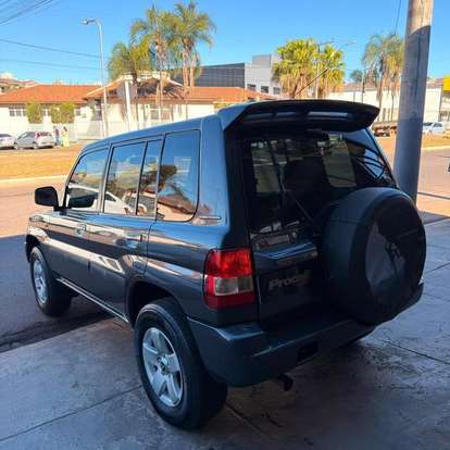 MITSUBISHI-PAJERO TR4-2.0 4X4 16V 131CV GASOLINA 4P AUTOMÁTICO MITSUBISHI-PAJERO TR4-2005