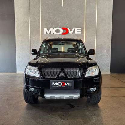 MITSUBISHI-PAJERO TR4-2010