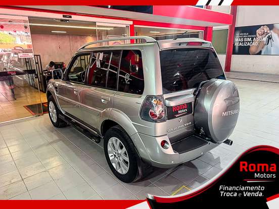 MITSUBISHI-PAJERO TR4-2.0 4X4 16V 140CV FLEX 4P MANUAL MITSUBISHI-PAJERO TR4-2011