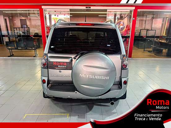MITSUBISHI-PAJERO TR4-2.0 4X4 16V 140CV FLEX 4P MANUAL MITSUBISHI-PAJERO TR4-2011