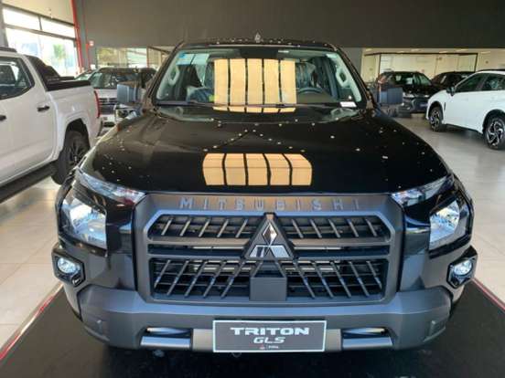 MITSUBISHI-TRITON-2026