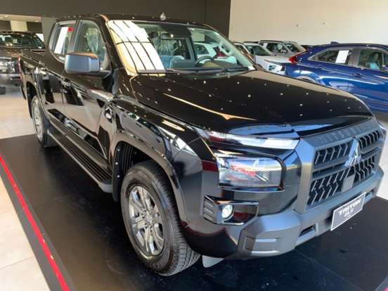 MITSUBISHI-TRITON-2.4 BITURBO DIESEL CD GLS 4X4 AUTOMÁTICO MITSUBISHI-TRITON-2026