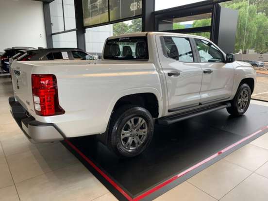 MITSUBISHI-TRITON-2.4 BITURBO DIESEL CD GLS 4X4 AUTOMÁTICO MITSUBISHI-TRITON-2026