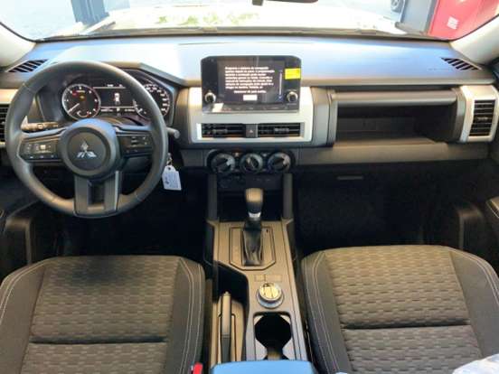 MITSUBISHI-TRITON-2.4 BITURBO DIESEL CD GLS 4X4 AUTOMÁTICO MITSUBISHI-TRITON-2026