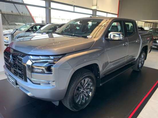 MITSUBISHI-TRITON-2.4 BITURBO DIESEL CD HPE 4X4 AUTOMÁTICO MITSUBISHI-TRITON-2026