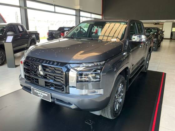 MITSUBISHI TRITON 2.4 BITURBO DIESEL CD HPE 4X4 AUTOMÁTICO