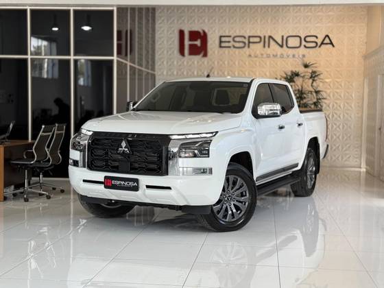 MITSUBISHI TRITON 2.4 BITURBO DIESEL CD HPE 4X4 AUTOMÁTICO