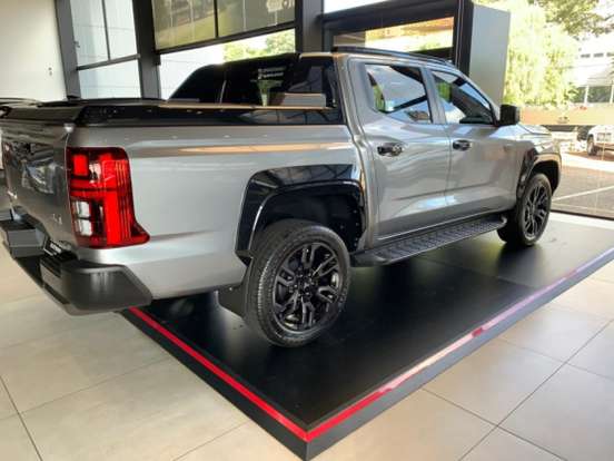 MITSUBISHI-TRITON-2026