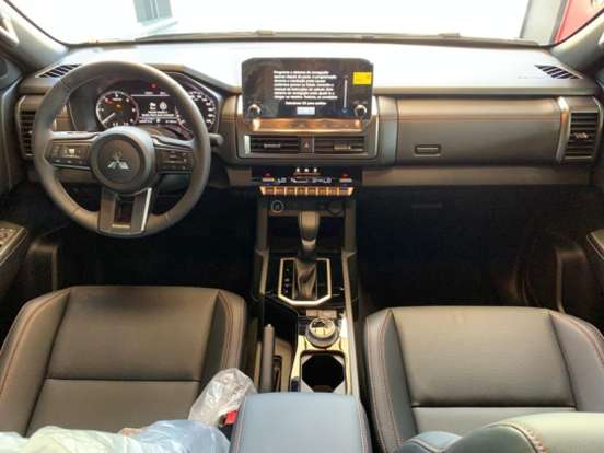 MITSUBISHI-TRITON-2.4 BITURBO DIESEL CD KATANA 4X4 AUTOMÁTICO MITSUBISHI-TRITON-2026