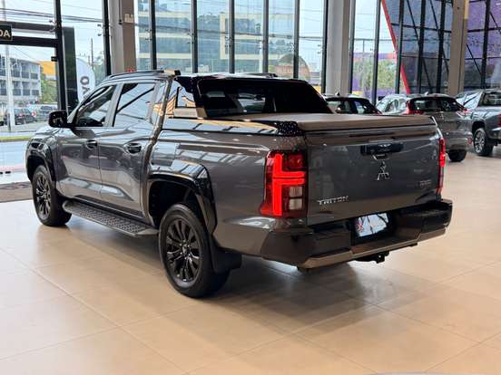 MITSUBISHI-TRITON-2.4 BITURBO DIESEL CD KATANA 4X4 AUTOMÁTICO MITSUBISHI-TRITON-2025