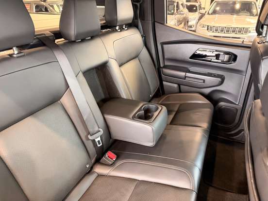 MITSUBISHI-TRITON-2.4 BITURBO DIESEL CD KATANA 4X4 AUTOMÁTICO MITSUBISHI-TRITON-2025