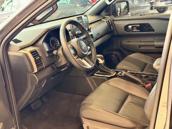 MITSUBISHI-TRITON-2.4 BITURBO DIESEL CD KATANA 4X4 AUTOMÁTICO MITSUBISHI-TRITON-2025