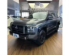 MITSUBISHI TRITON 2.4 BITURBO DIESEL CD KATANA 4X4 AUTOMÁTICO MITSUBISHI TRITON 2.4 BITURBO DIESEL CD KATANA 4X4 AUTOMÁTICO