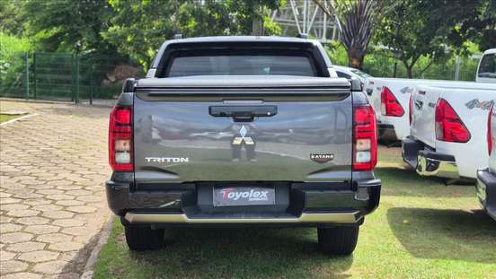 MITSUBISHI-TRITON-2.4 BITURBO DIESEL CD KATANA 4X4 AUTOMÁTICO MITSUBISHI-TRITON-2025