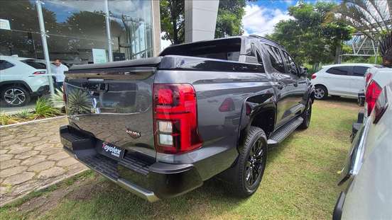 MITSUBISHI-TRITON-2025