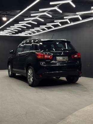 MITSUBISHI-ASX-2017