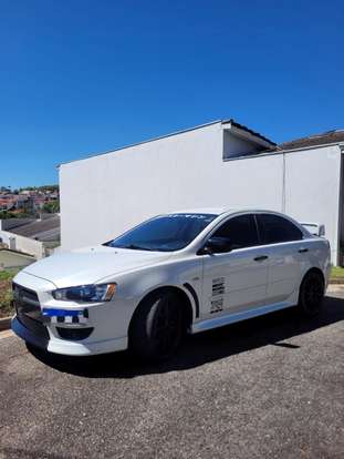 MITSUBISHI-LANCER-2016